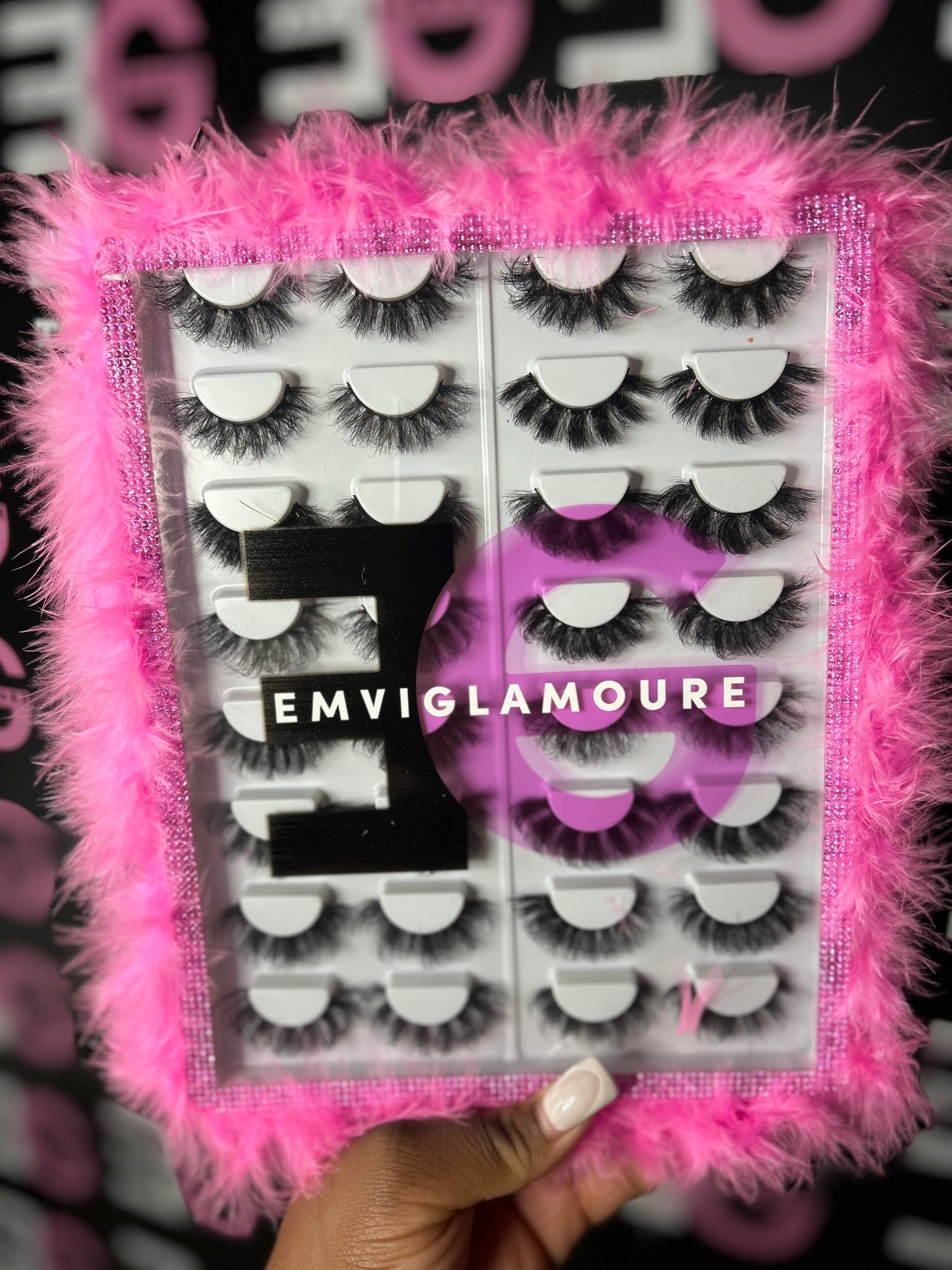 Medium Lash book